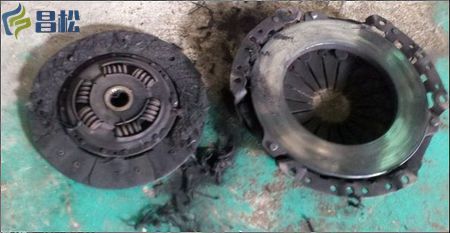 【昌松機(jī)械】非公路寬體自卸車丨離合器故障四步驟排除法